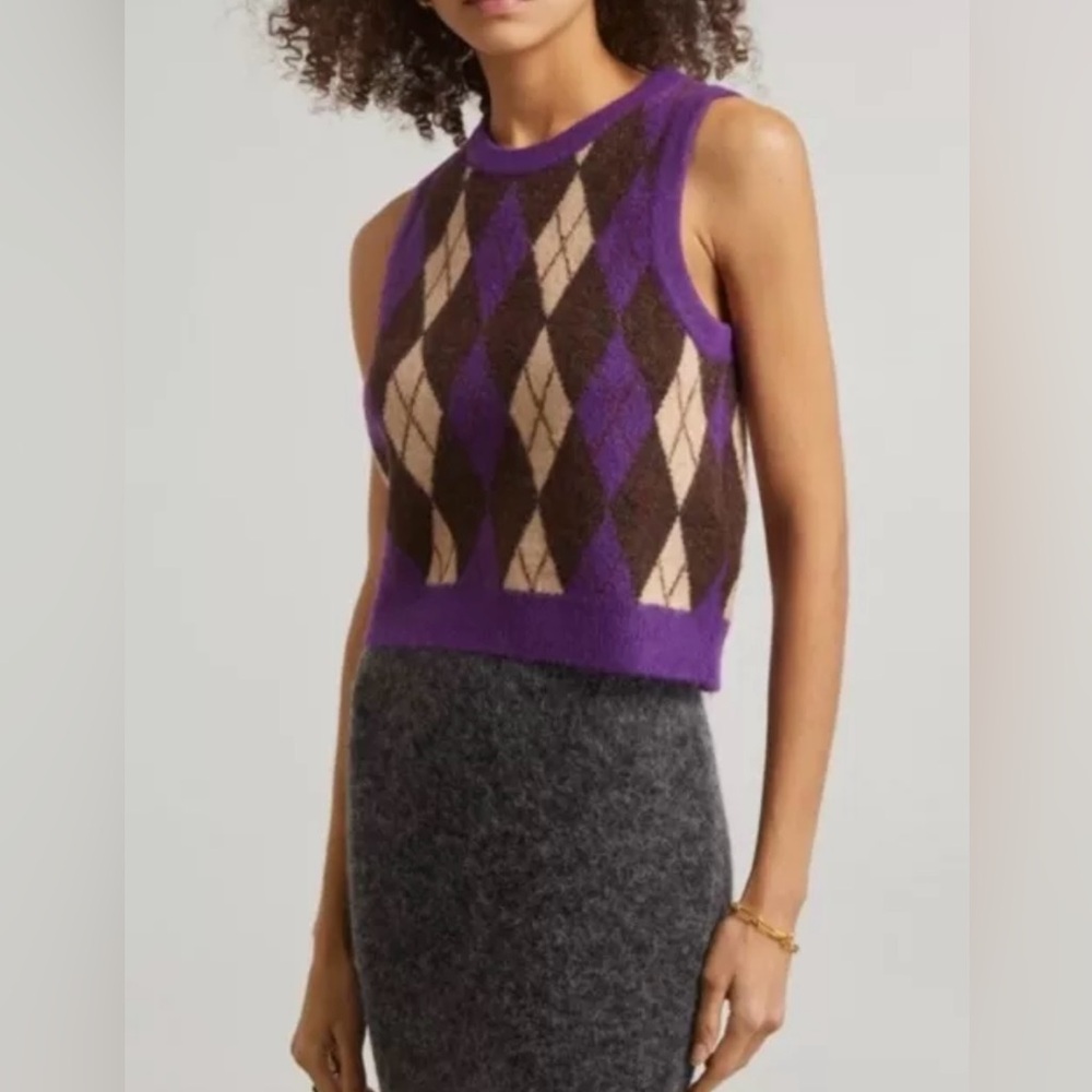 LEVIS Deja Vu Sweater Vest Womens Small  purple Brown Argyle Super Cozy Plush